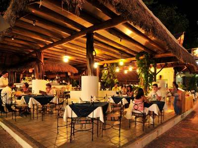 Moongate Hotel Playa del Carmen Restaurante foto